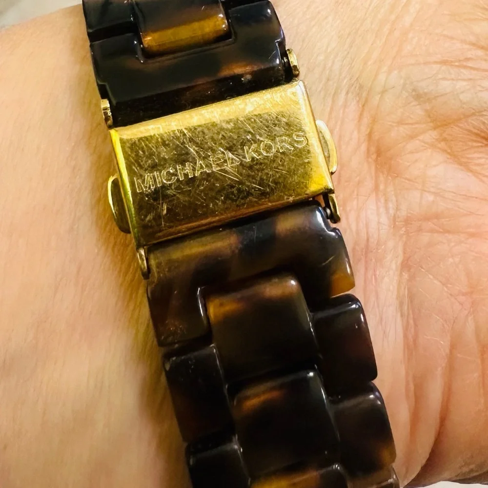 Michael Kors Brown Watch for Men - Picture 4 of 4